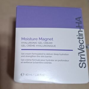 StriVectin Moisture Magnet Hyaluronic Gel Cream - Purple and White